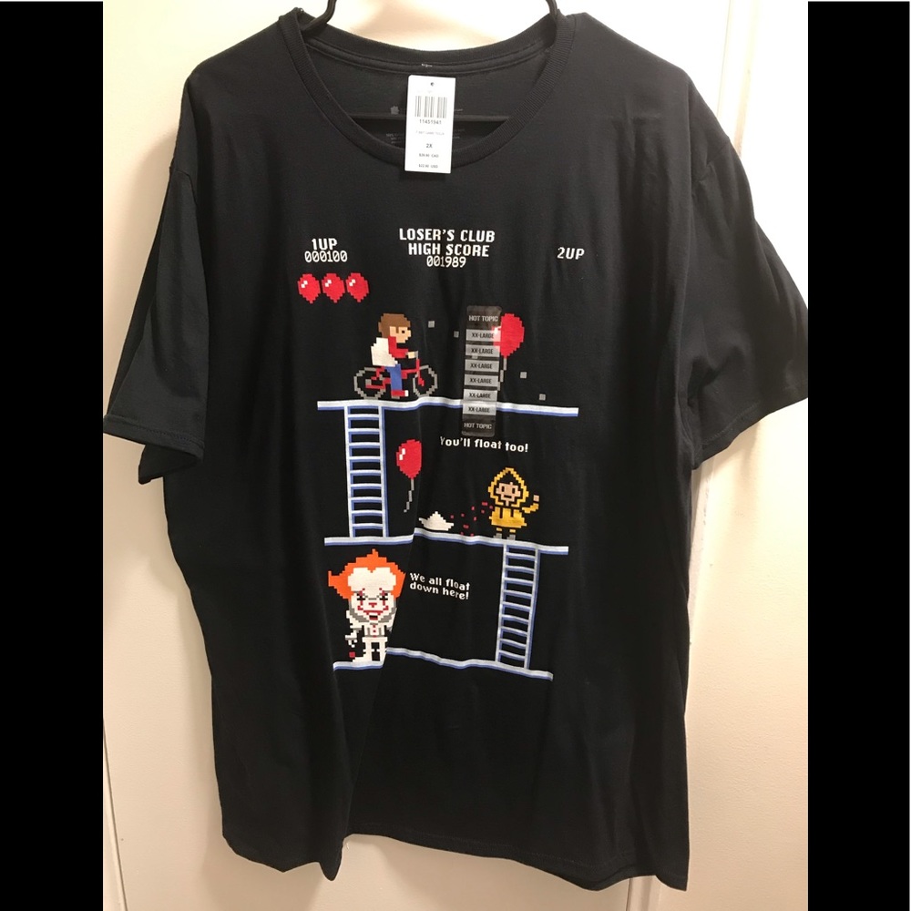 Brand new IT 8-bit video game t-shirt hot topic